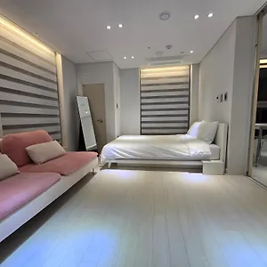 2023 New Build, Super Neat Full Option , Seoul South Korea